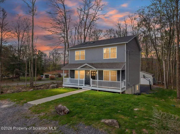 56 Primrose Dr, Spring Brook Township, PA 18444