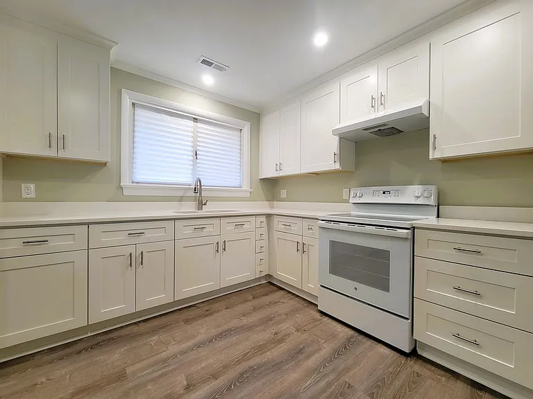 5730 Sweetwood Dr — Photo 7