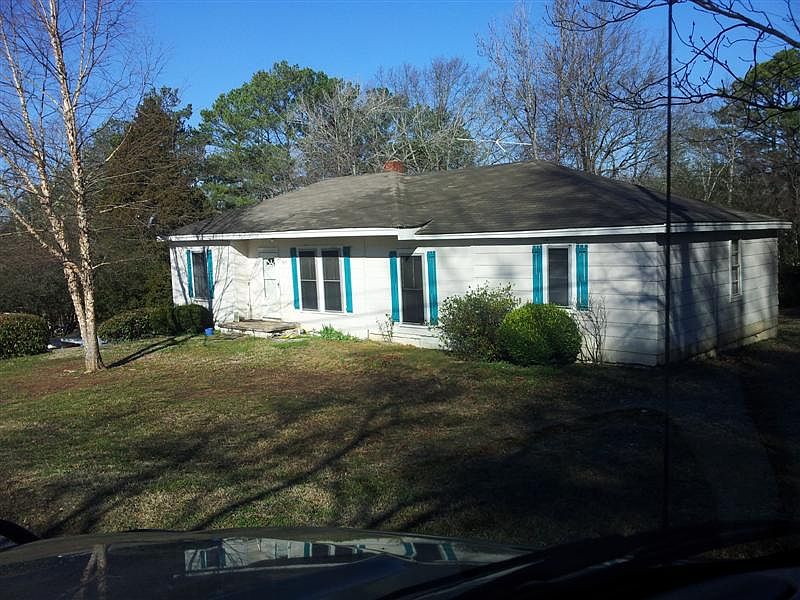 2nd image of 414 Oak St