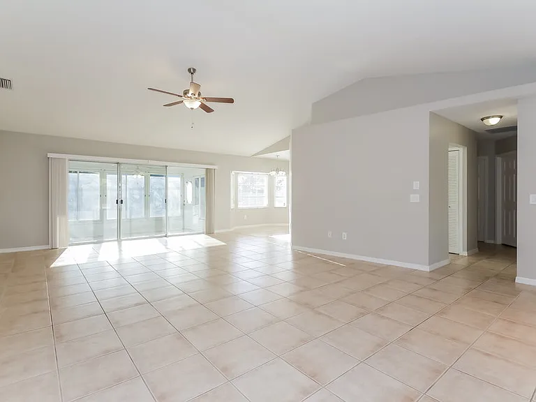 848 Guild Dr — Photo 5
