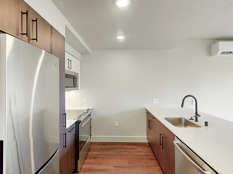 Capitol Hilltop Apartments — Photo 47