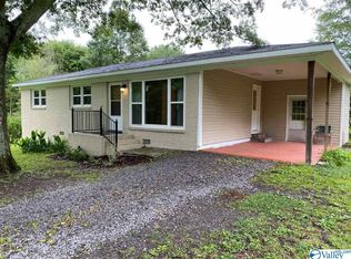 1207 Nelson Rd, Albertville, AL 35950