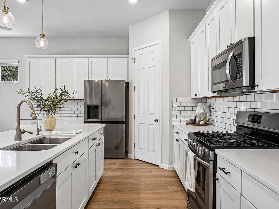 1st image of 3074 E SUNRISE Place