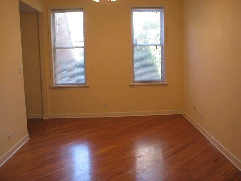 1242 N Bosworth Ave #1 — Photo 8