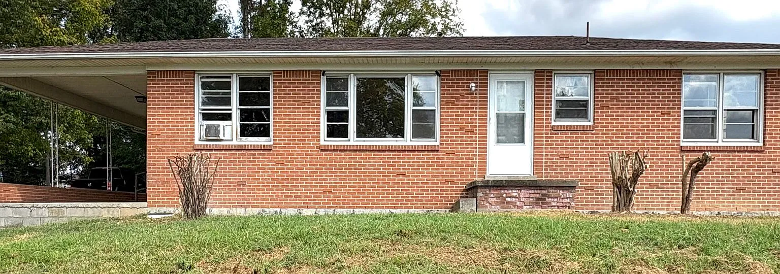 Comfortable Small-Town Living — Photo 1