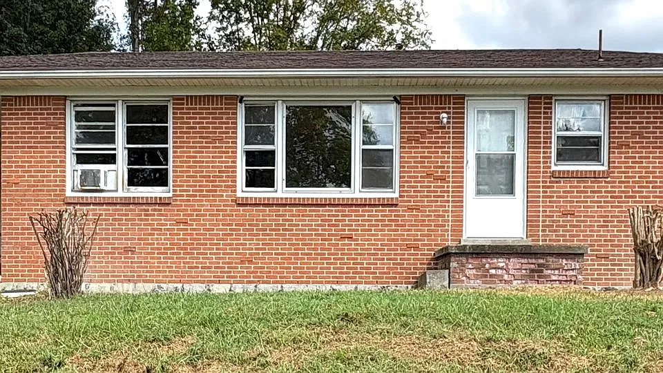 120 Harper St