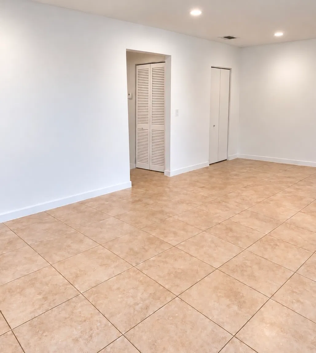 3 bed, $3,300 — Photo 2