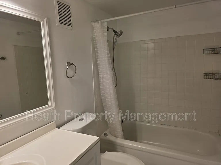 605 N Keene Rd #C — Photo 10