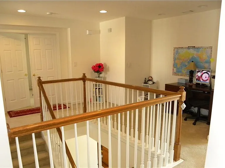 5876 Rue Villa Ln — Photo 6