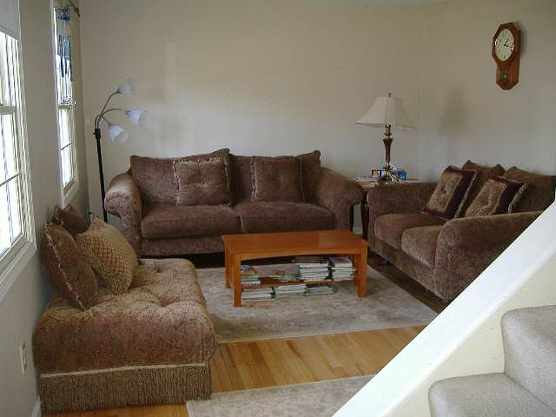 4th image of 23 CORINA Court