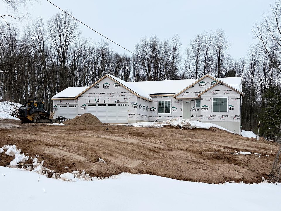 1st image of 3575-13 Mile Rd NE