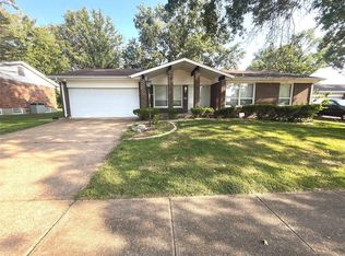 3782 Baville Ct, Florissant, MO