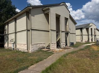 701 Gaytha Cir #701B, Bryan, TX 77801