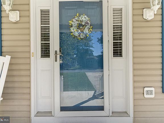4th image of 3808 7th St