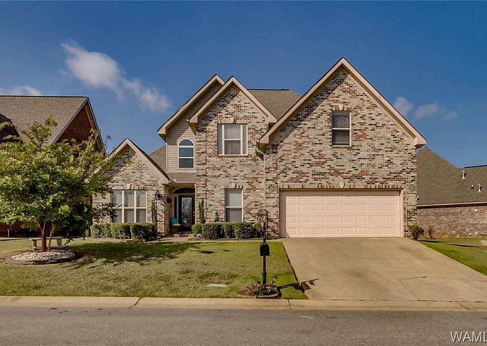 1st image of 440 Camille Ln