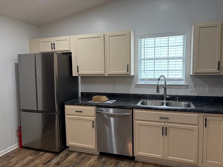 3158 Huttersfield Cir — Photo 4