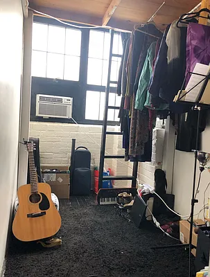 Rented by Carnegie Management Inc | media 13