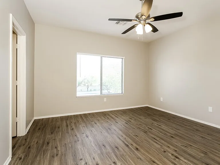 476 E Placita Rejilla — Photo 8