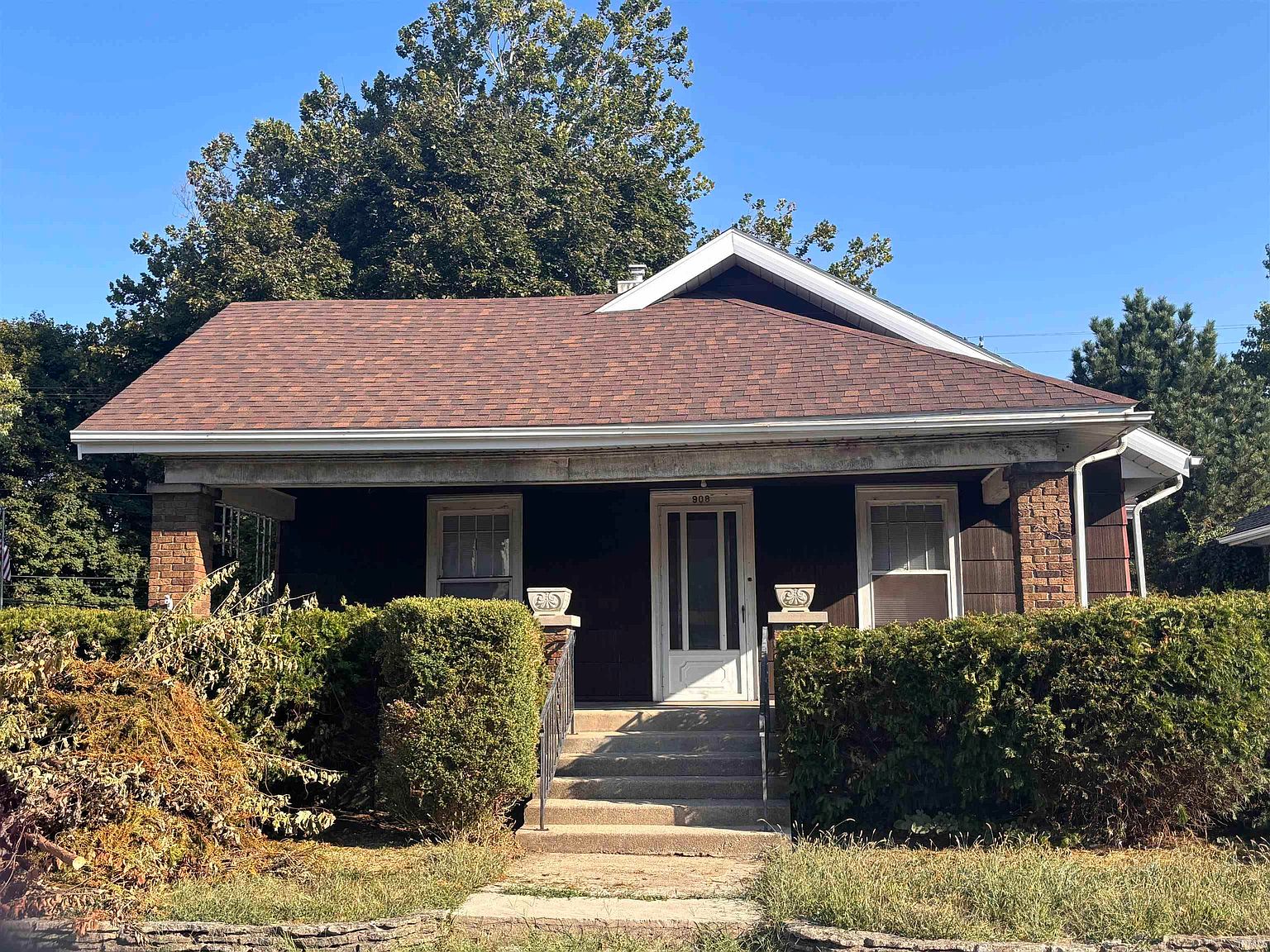 908 W Neely Ave, Muncie, IN 47303 | Zillow