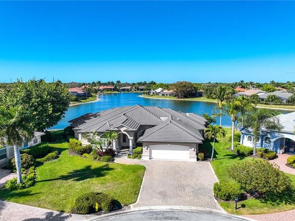 8985 Star Tulip CT, NAPLES, FL 34113