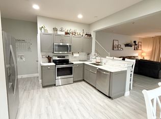 4990 Pond Ridge Dr, Riverview, FL 33578