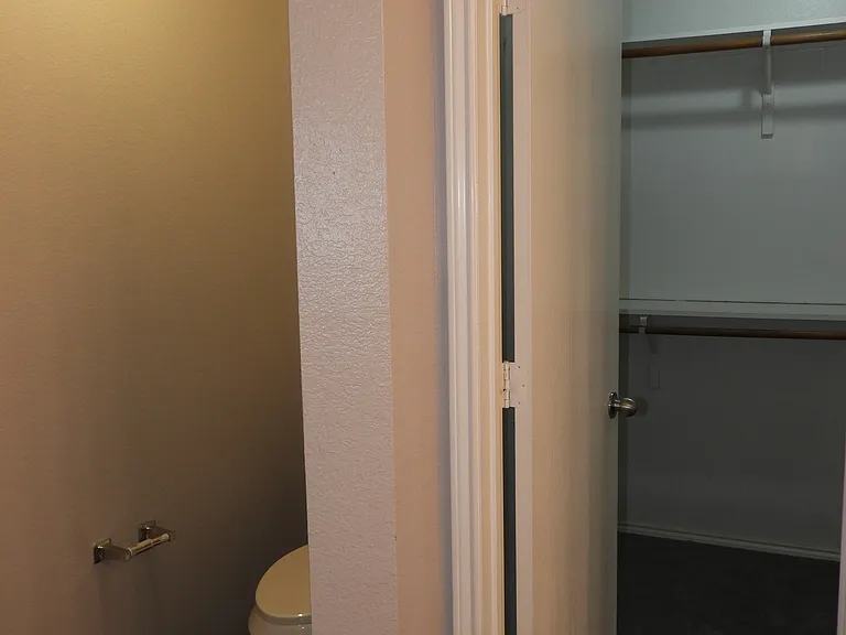 2016 Clinton Dr — Photo 11