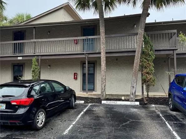6324 Newtown Cir #24B2, Tampa, FL 33615