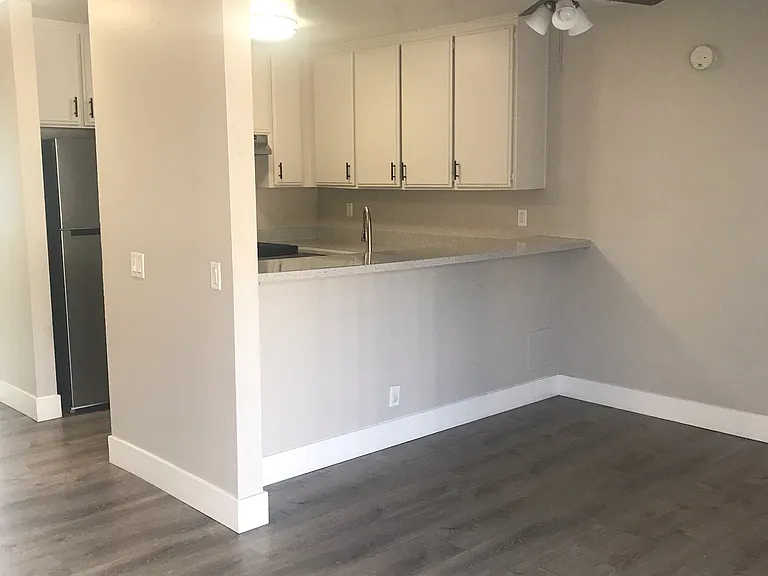 4067 Van Dyke Ave #3 — Photo 7