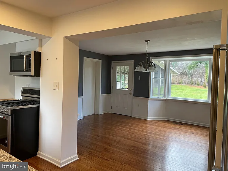 320 Evergreen Dr — Photo 6