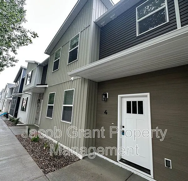 826 E Sunnyside Rd #4 — Photo 25