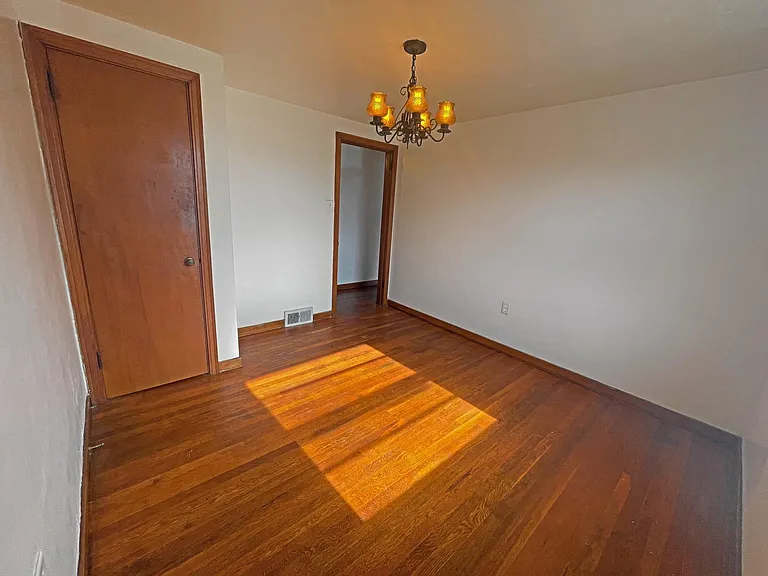 1230 Commonwealth Ave — Photo 17