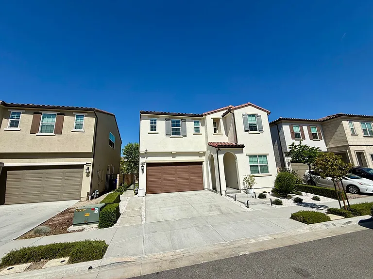 28519 Moyer Ln — Photo 2
