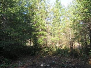 961 SE Moose Hill Ct, Pt Orchard, WA 98367