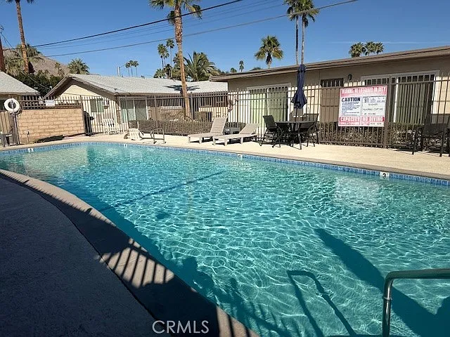 686 E Cottonwood Rd — Photo 1