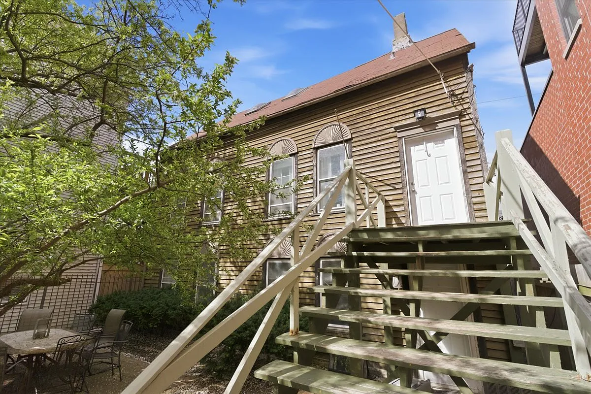 3 bed, 2.0 bath, $4,000 — Photo 4