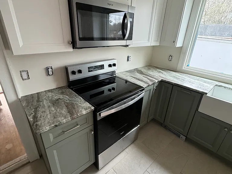 318 Holden St #1 — Photo 4
