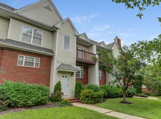 6 Cottage Ct, Berkeley Heights, NJ 07922