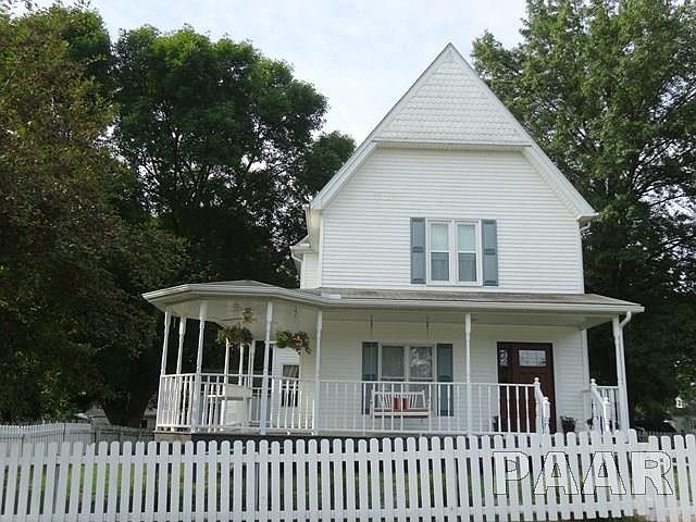 1st image of 208 W Cedar St