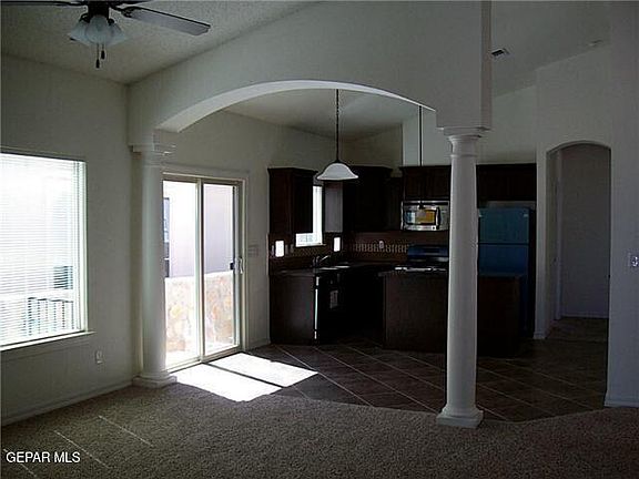 3rd image of 3709 Loma Brisa Dr
