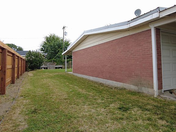 4th image of 506 Freeman Way