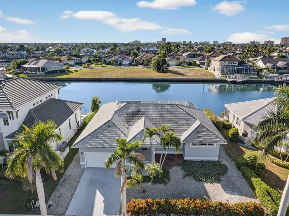 489 Adirondack Ct, Marco Island, FL 34145