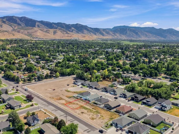 254 W 400 N, Smithfield, UT 84335