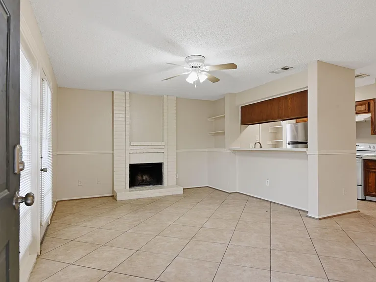 1310 Brenda Ln #A — Photo 6