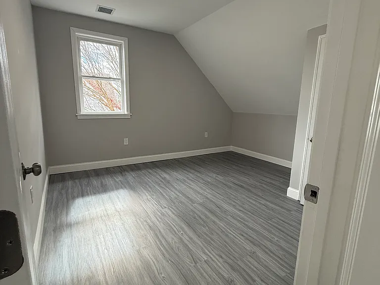 40 Fowler St #2 — Photo 4