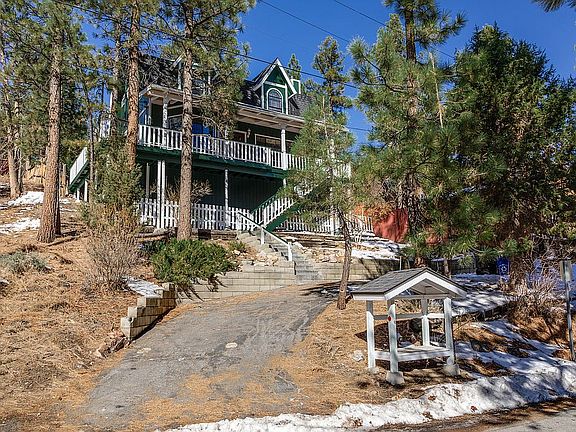 5th image of 601 Sawmill Dr