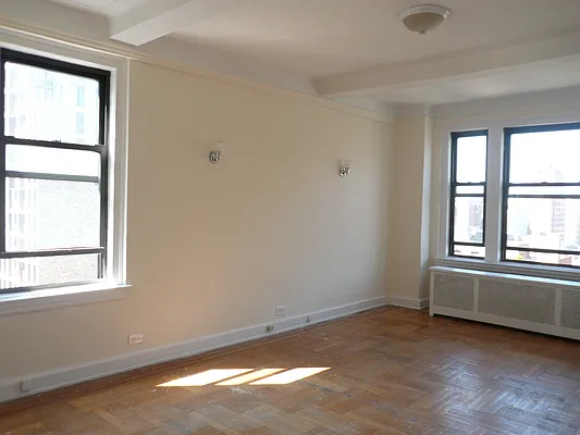 Rented by CLB Realty | media 17