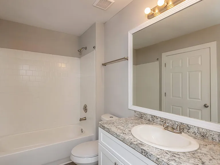 InTown Lofts — Photo 33