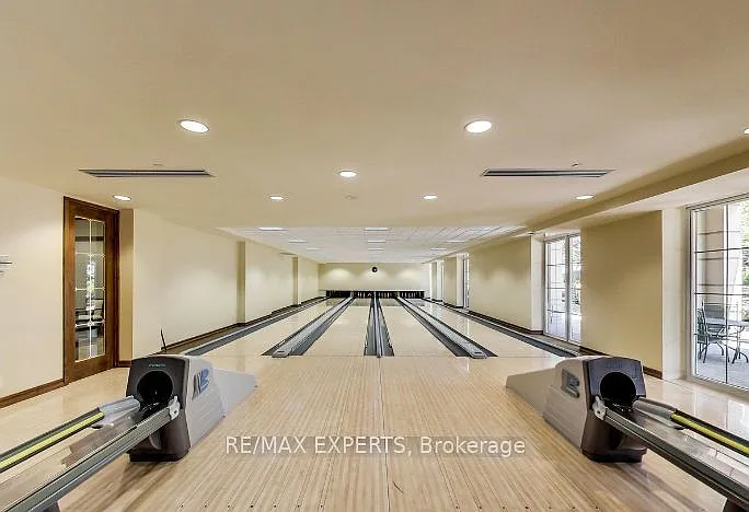 80 Harrison Garden Blvd #1625 — Photo 21