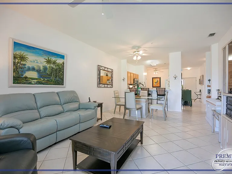 3964 Bishopwood Ct E #202 — Photo 8