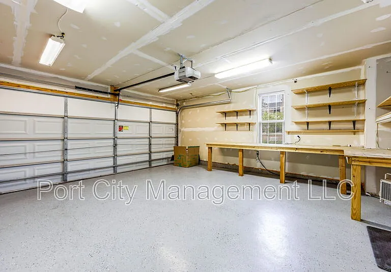 840 Oldham St #1 — Photo 9